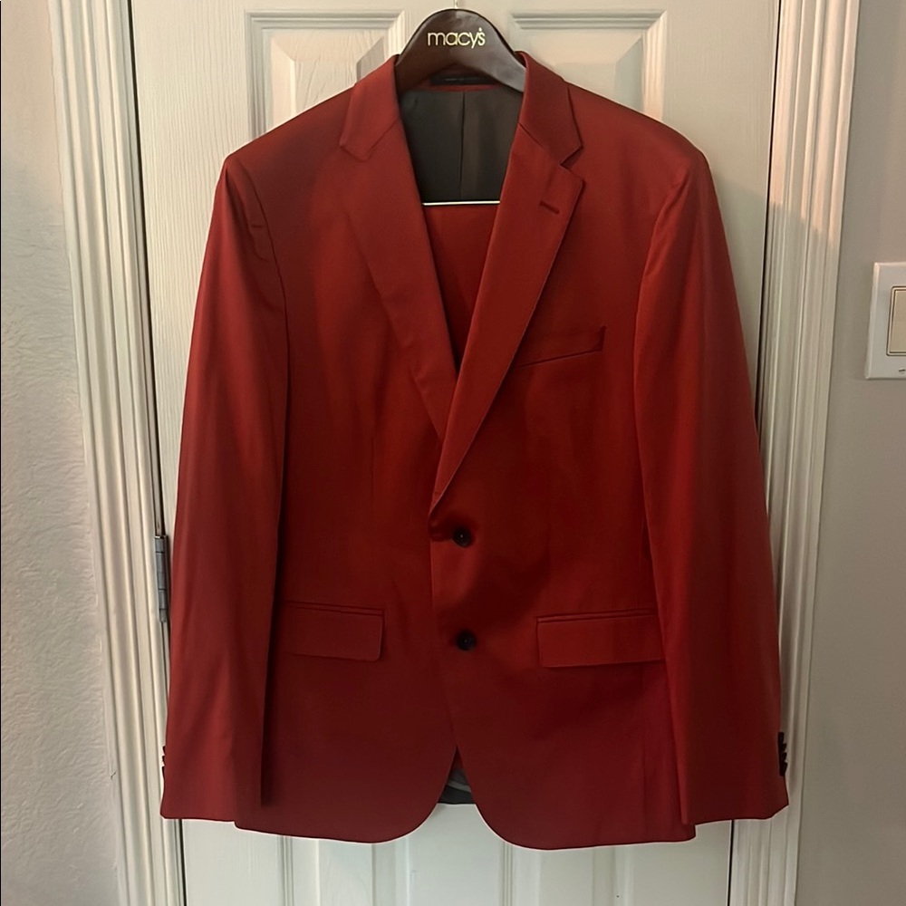 Men's Hugo Boss Suit NWOT